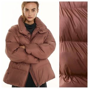 NWT. Massimo Dutti Pink/Mauve Down Jacket with Stand-up Collar. Size S.